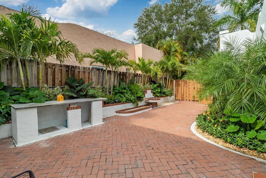 Garden Oasis In Flamingo Park Apartman West Palm Beach Kültér fotó